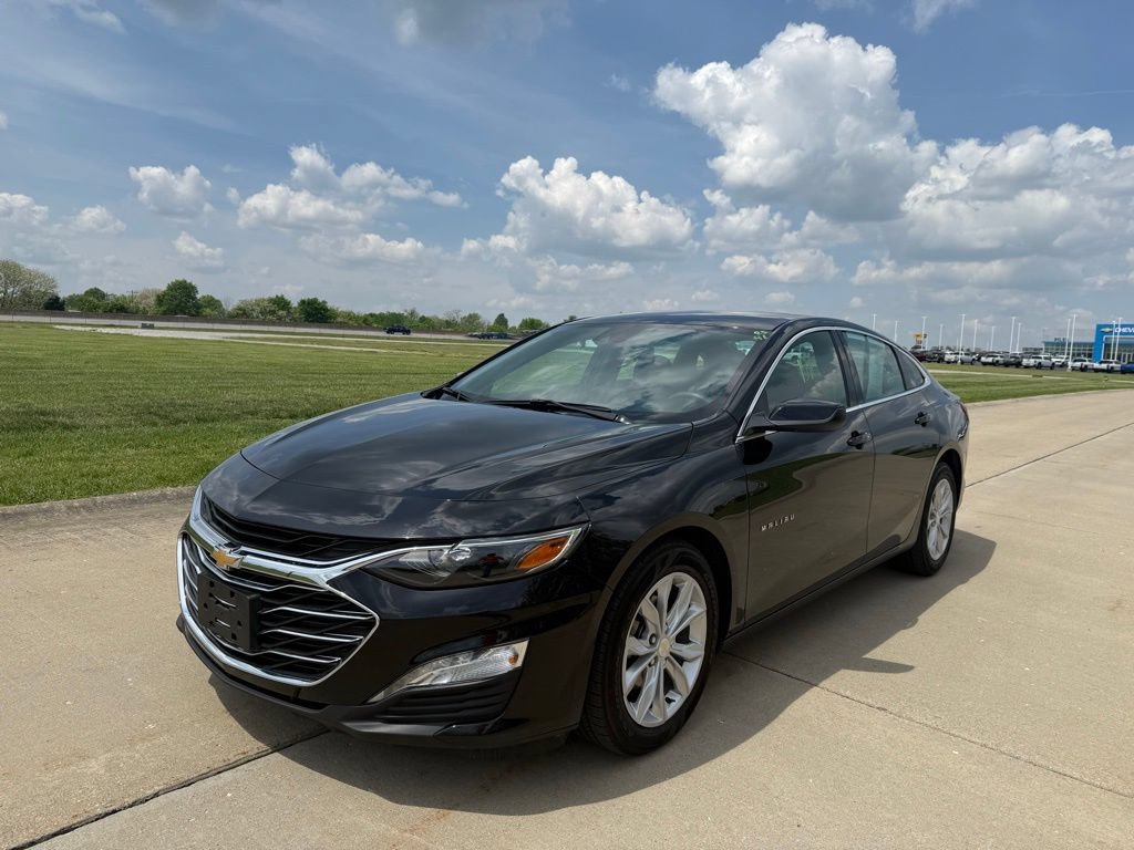 Used 2025 Chevrolet Malibu LT FWD image 9