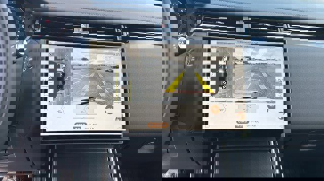 New 2026 Land Rover Range Rover Velar Dynamic SE image 22