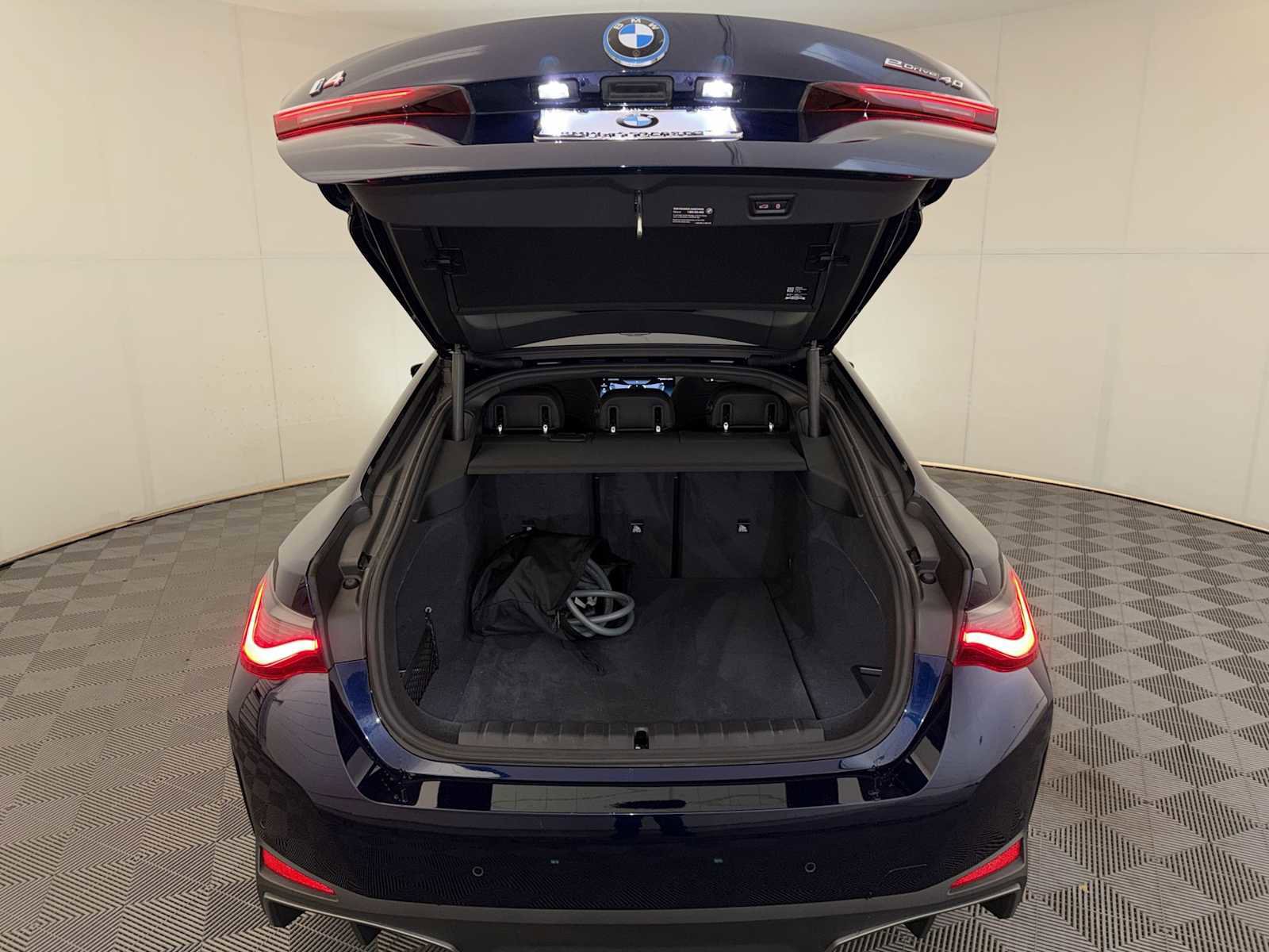 Used 2025 BMW i4 eDrive40 w/ Premium Package image 23