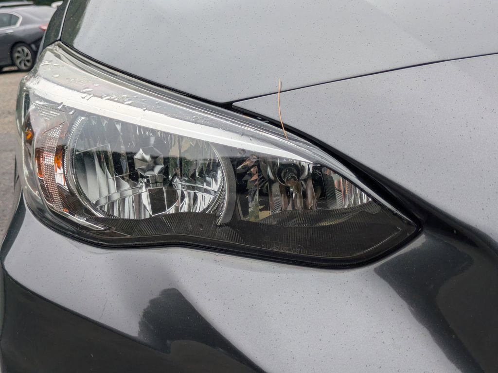 Used 2020 Subaru Crosstrek 2.0i AWD/4WD image 10