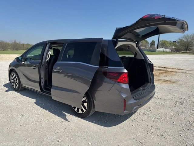 Used 2025 Honda Odyssey EX-L image 4