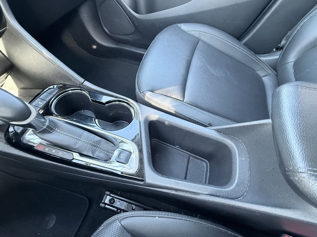 Used 2024 Buick Encore GX Sport Touring image 19