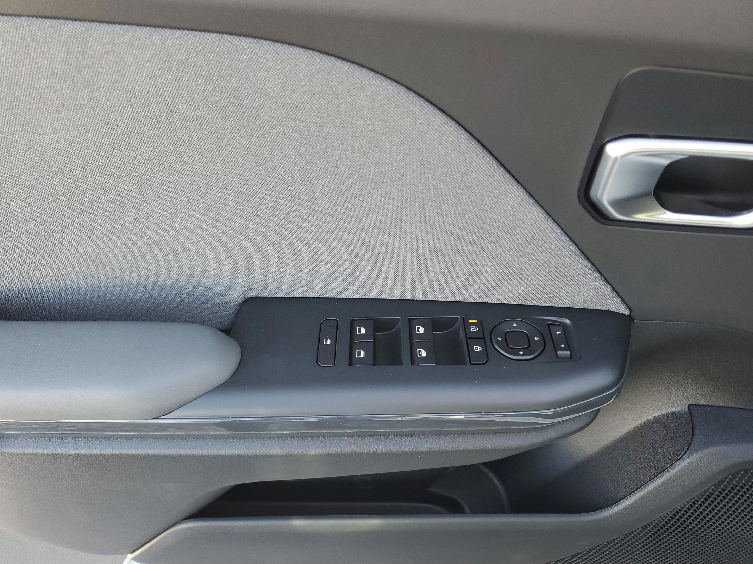 Certified 2025 Kia K4 EX FWD image 24