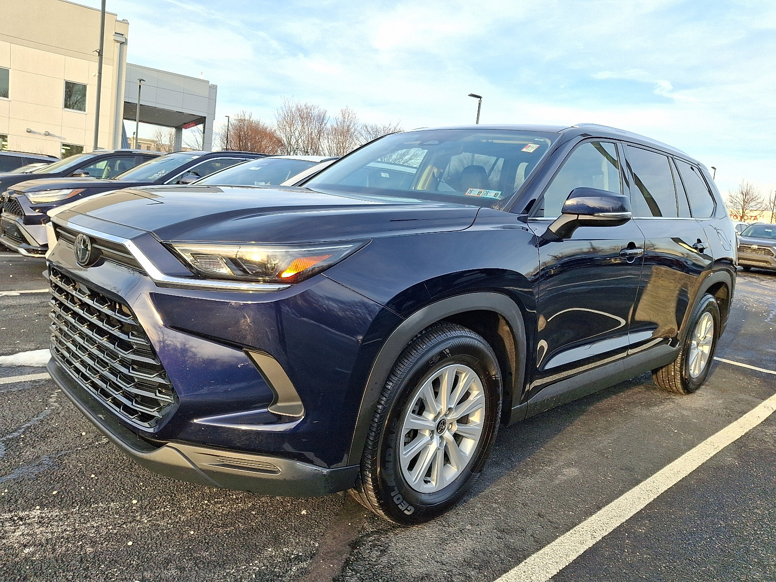 Certified 2024 Toyota Grand Highlander XLE image 2