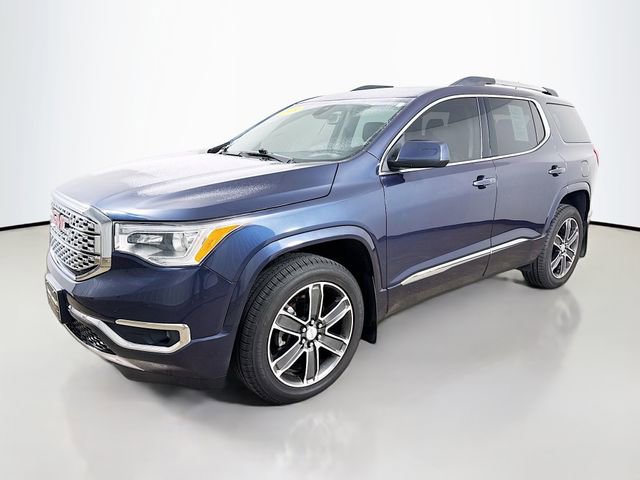 Used 2019 GMC Acadia Denali image 3
