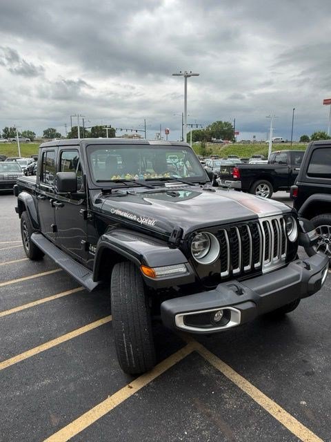 Used 2021 Jeep Gladiator Overland w/ Popular Equipment Package AWD/4WD image 2