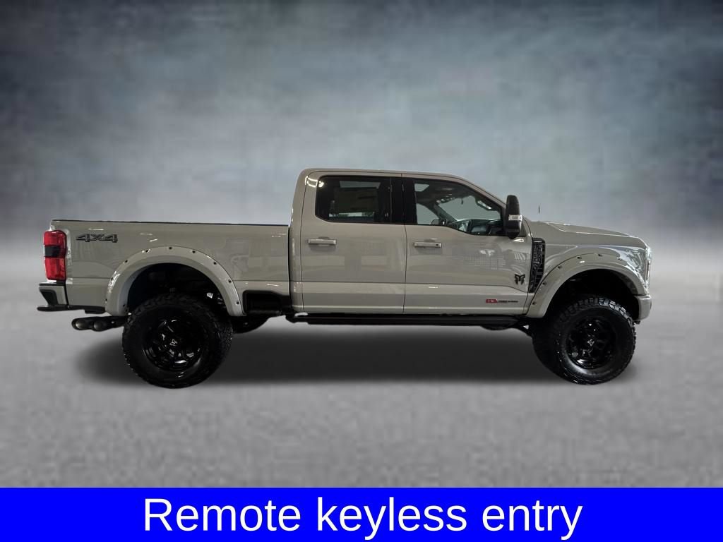 New 2026 Ford F250 Lariat w/ Black Appearance Package AWD/4WD image 3