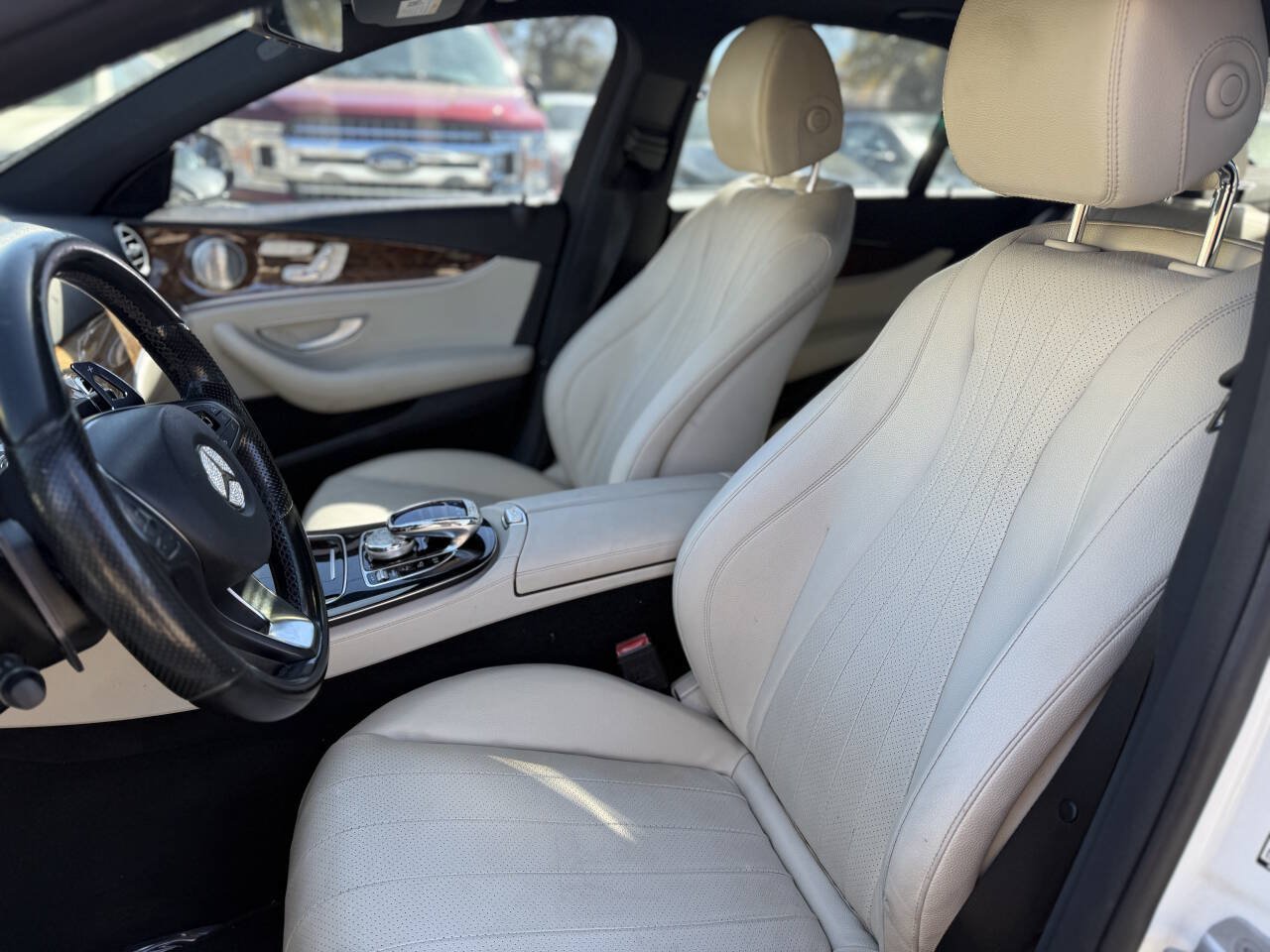 Used 2017 Mercedes-Benz E 300 4MATIC image 12