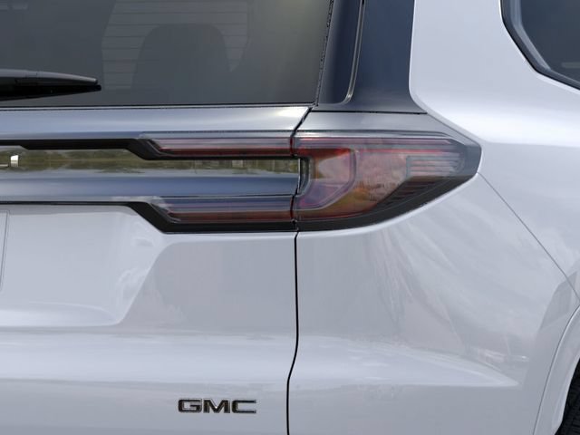 New 2026 GMC Acadia Denali Ultimate w/ LPO, Floor Liner Package AWD/4WD image 13