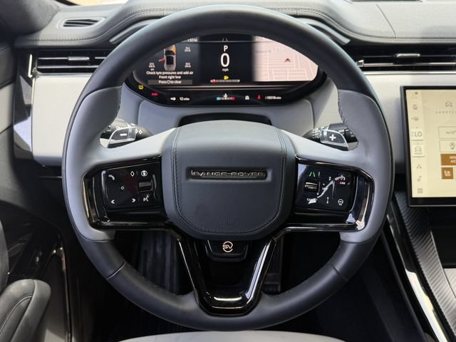 Used 2024 Land Rover Range Rover Sport AWD/4WD image 13