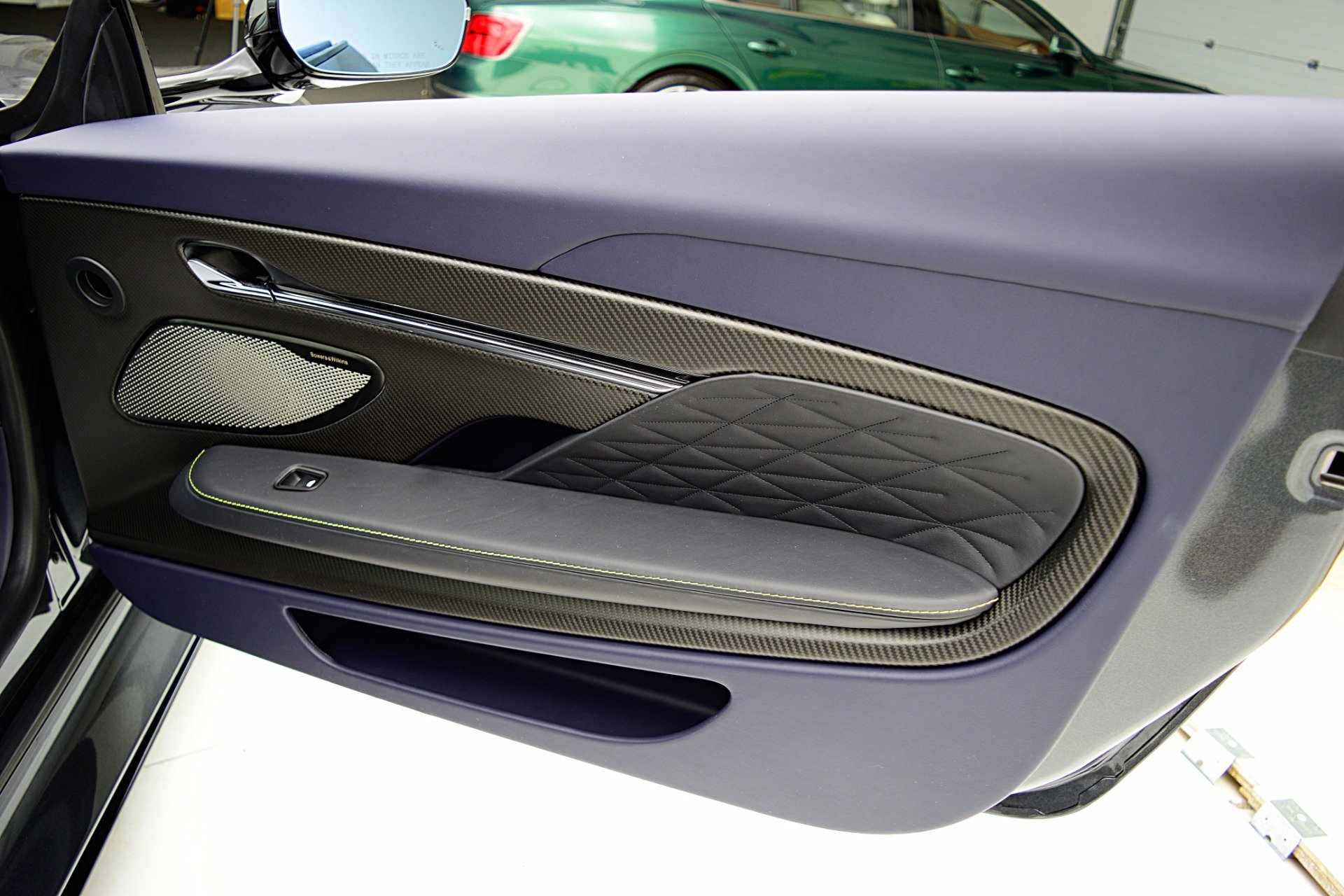 Used 2024 Aston Martin DB12 Coupe image 40