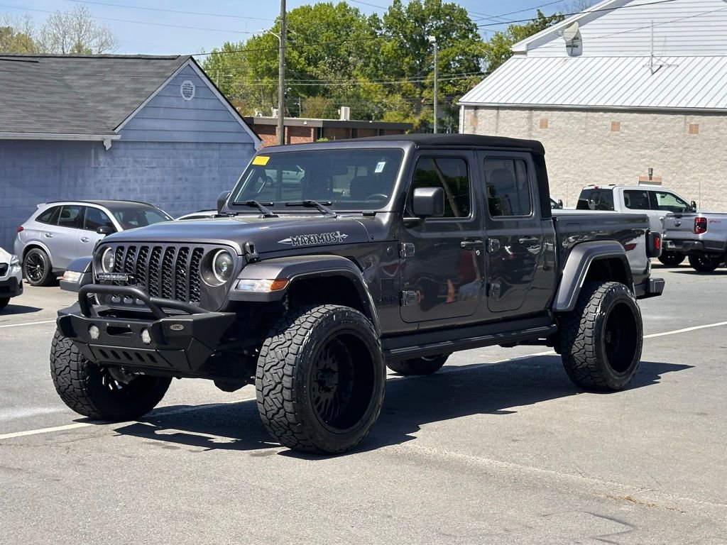 Used 2022 Jeep Gladiator Sport image 2