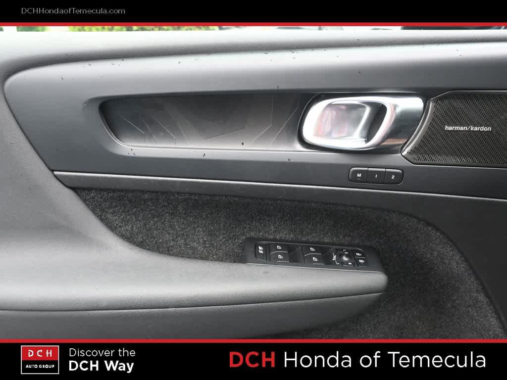 Used 2023 Volvo C40 P8 Recharge Ultimate w/ Protection Package Premier AWD/4WD image 16