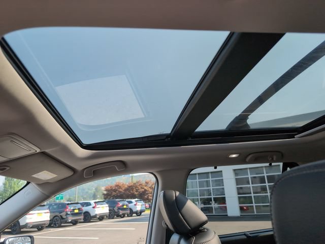 Used 2023 Honda Pilot Touring image 32