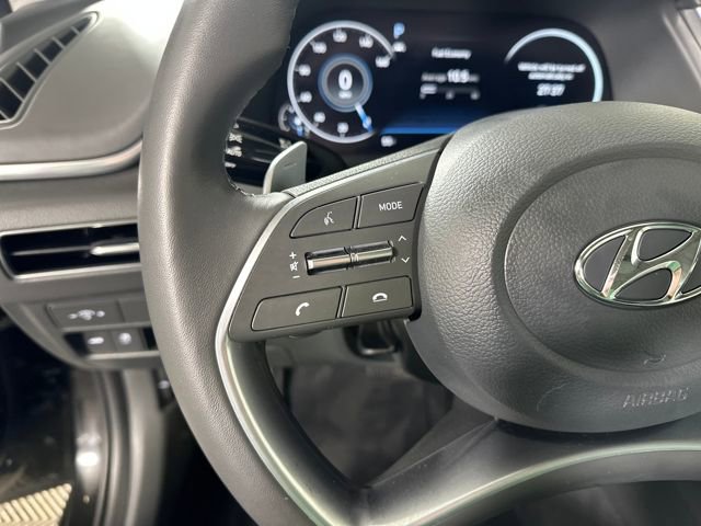 Used 2023 Hyundai Sonata Limited w/ Preferred Accessory Package image 15