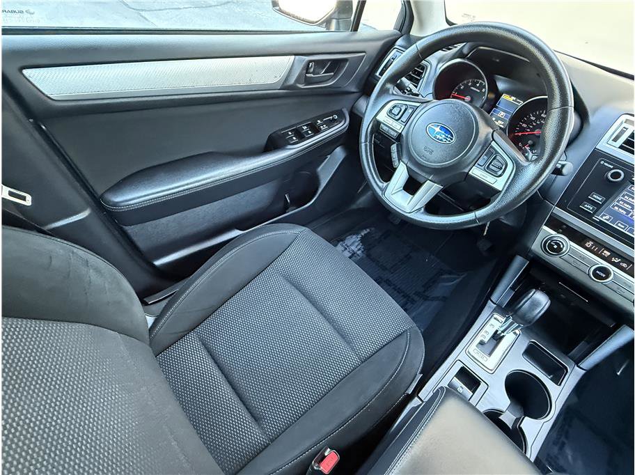 Used 2017 Subaru Outback 2.5i image 25