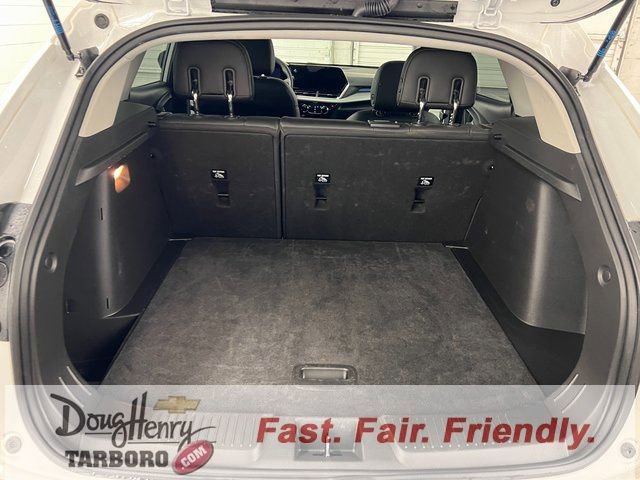 Used 2025 Chevrolet Trax LT image 33