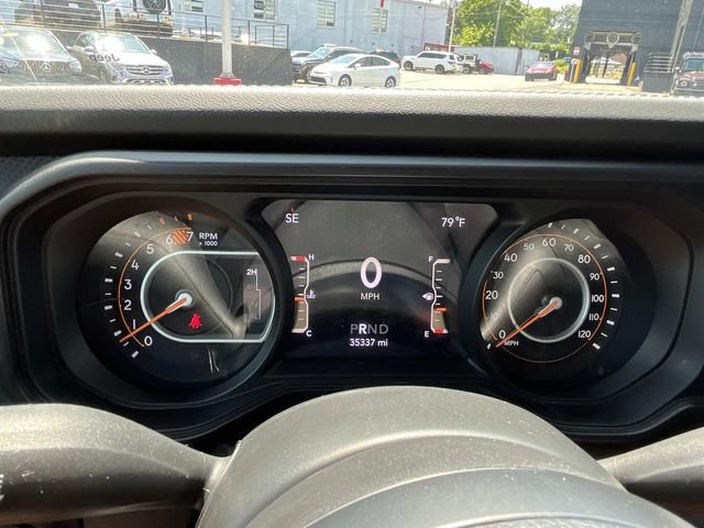 Used 2024 Jeep Wrangler Unlimited Rubicon AWD/4WD image 35