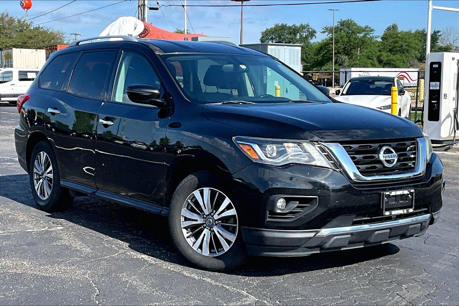 Used 2020 Nissan Pathfinder SV FWD image 36