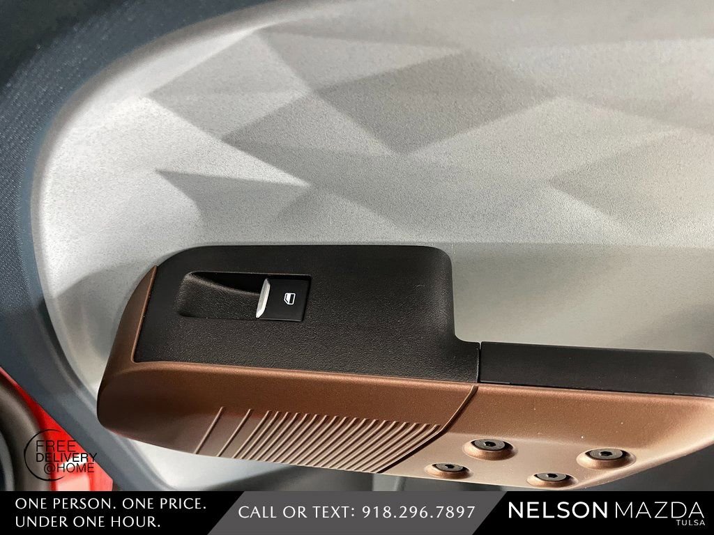 Used 2023 Ford Maverick Lariat w/ Equipment Group 500A Standard image 37