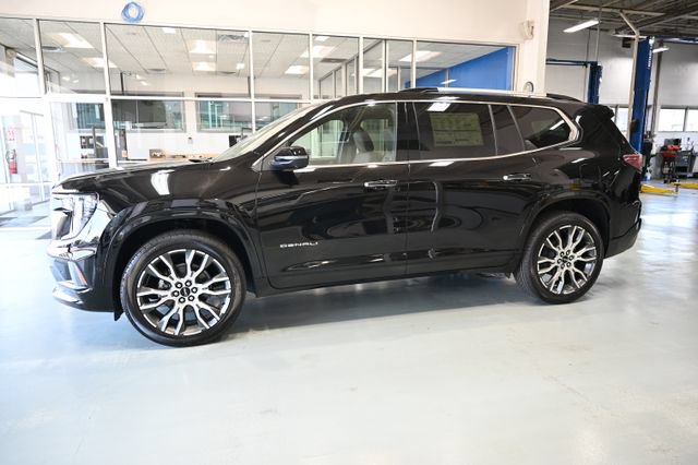New 2026 GMC Acadia Denali Ultimate w/ LPO, Floor Liner Package AWD/4WD image 7