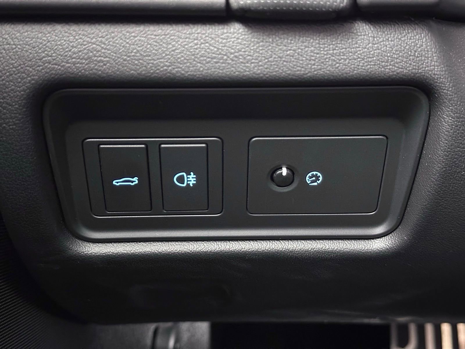 Used 2017 Jaguar F-TYPE S image 31