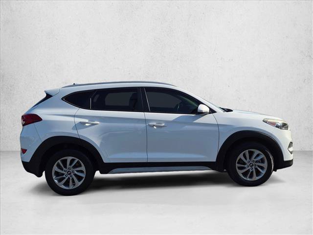 Used 2017 Hyundai Tucson SE Plus w/ Cargo Package FWD image 4