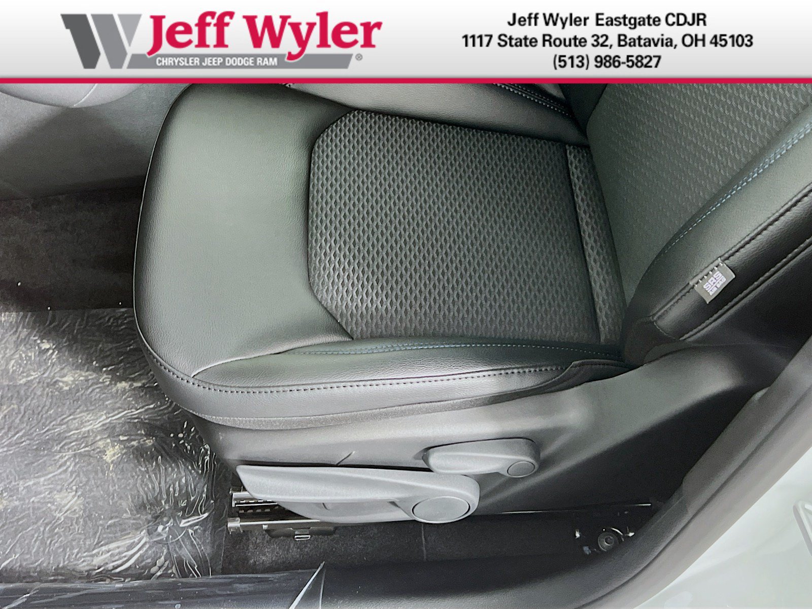New 2026 Jeep Compass Latitude AWD/4WD image 4