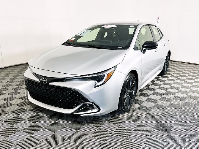 Used 2026 Toyota Corolla XSE FWD image 7