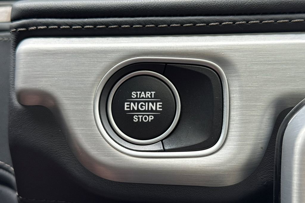 Used 2023 Mercedes-Benz G 550 image 28