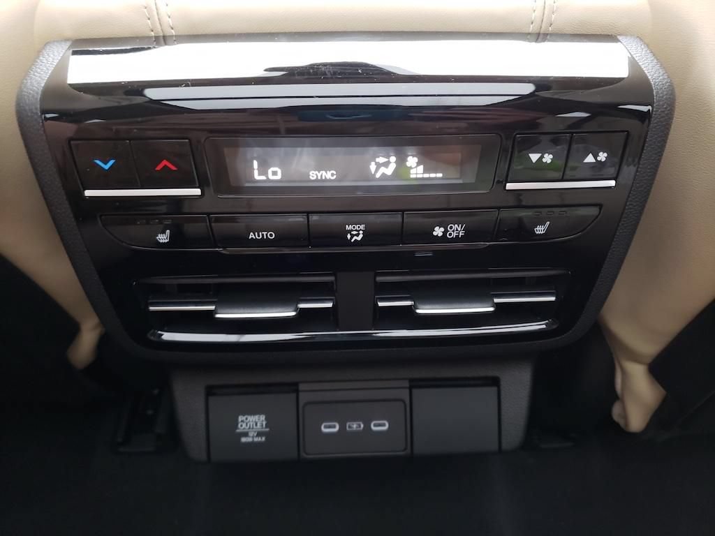 New 2026 Acura MDX SH-AWD w/ Advance Package image 7