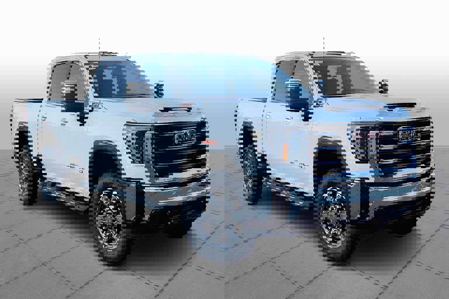 New 2025 GMC Sierra 2500 SLT w/ SLT Premium Package image 2