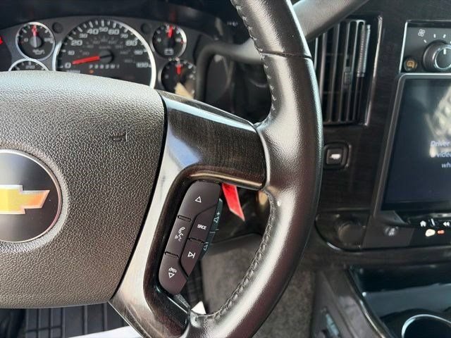 Used 2023 Chevrolet Express 2500 RWD image 17