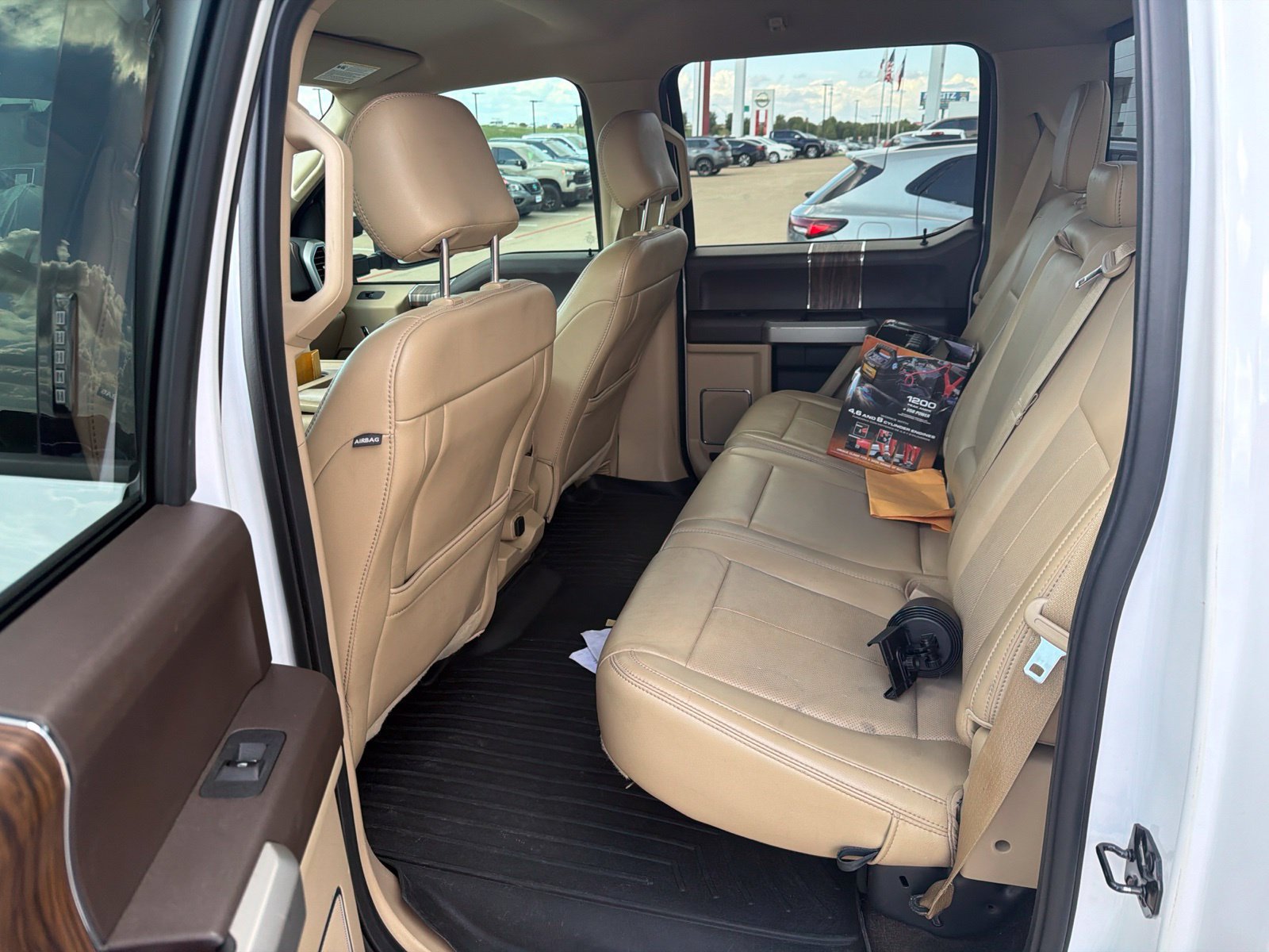 Used 2019 Ford F150 Lariat w/ Equipment Group 501A Mid AWD/4WD image 8