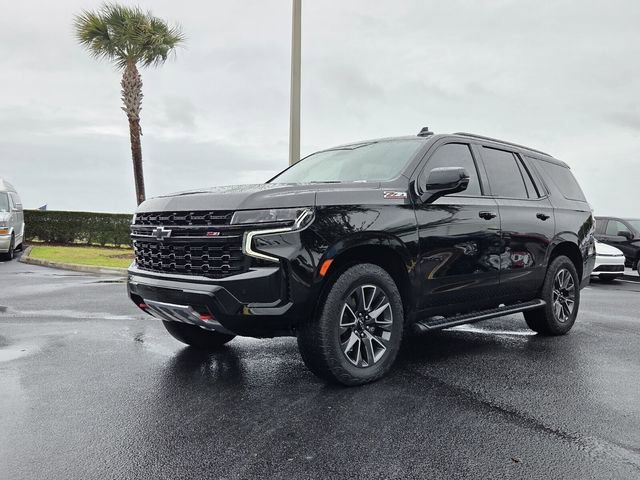 Certified 2024 Chevrolet Tahoe Z71 w/ Luxury Package AWD/4WD image 2