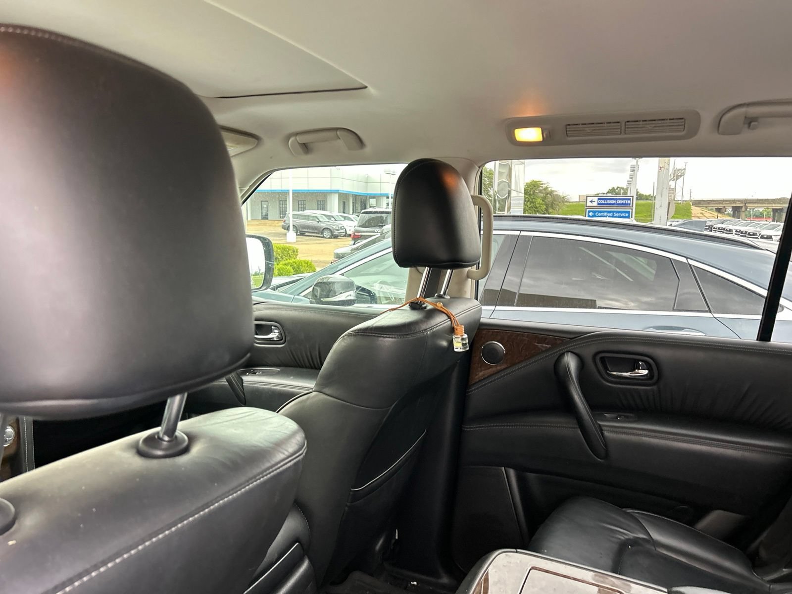 Used 2017 INFINITI QX80 2WD image 30