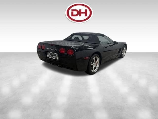 Used 2004 Chevrolet Corvette Convertible w/ Preferred Equipment Group RWD image 12