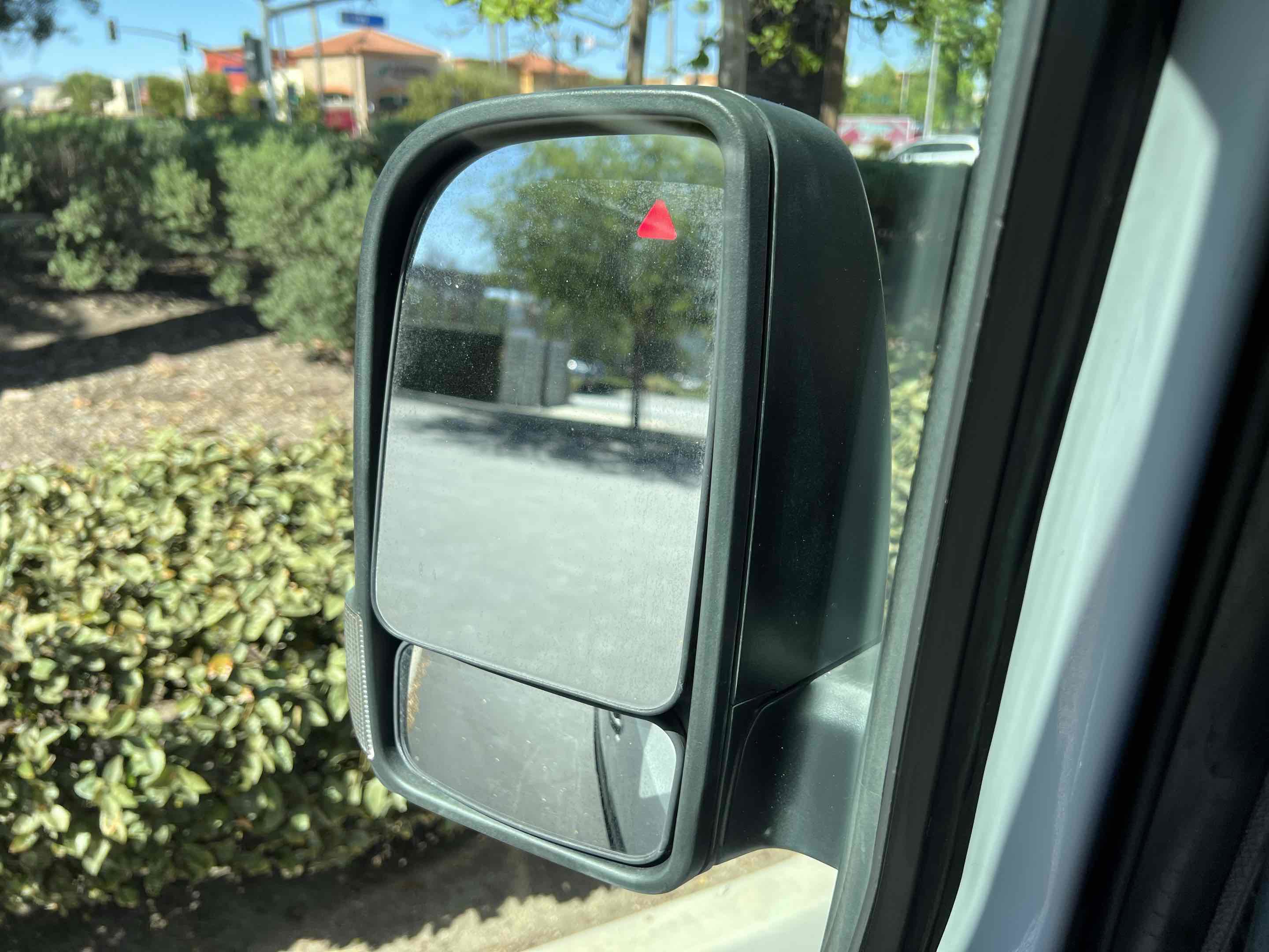 Used 2019 Mercedes-Benz Sprinter 2500 w/ Driver Convenience Package image 11