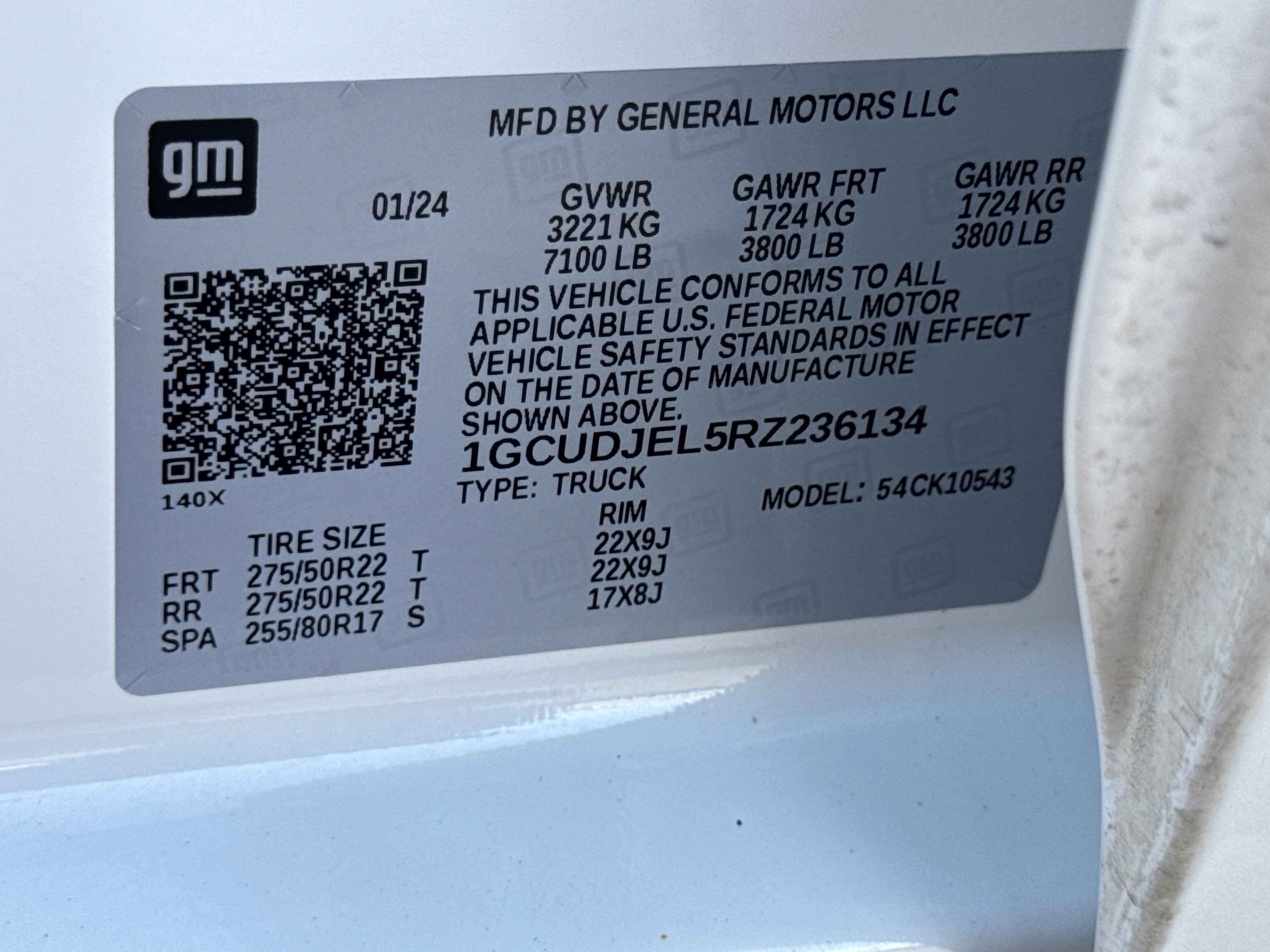 Used 2024 Chevrolet Silverado 1500 High Country w/ Technology Package image 34