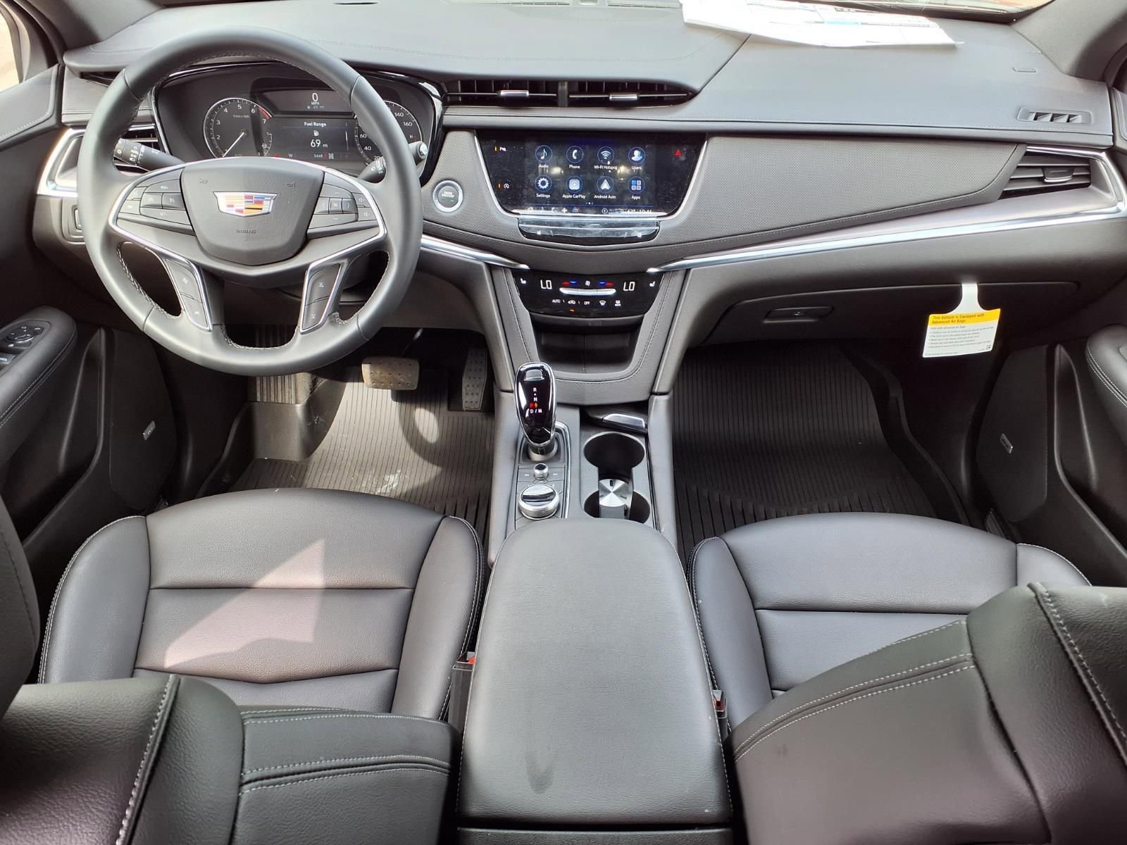 New 2026 Cadillac XT5 Luxury w/ LPO, Floor Liner Package AWD/4WD image 9