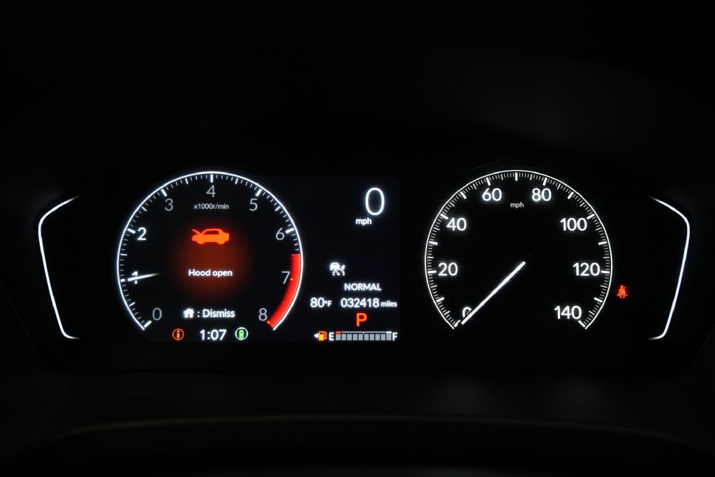 Used 2023 Honda Pilot Touring image 2