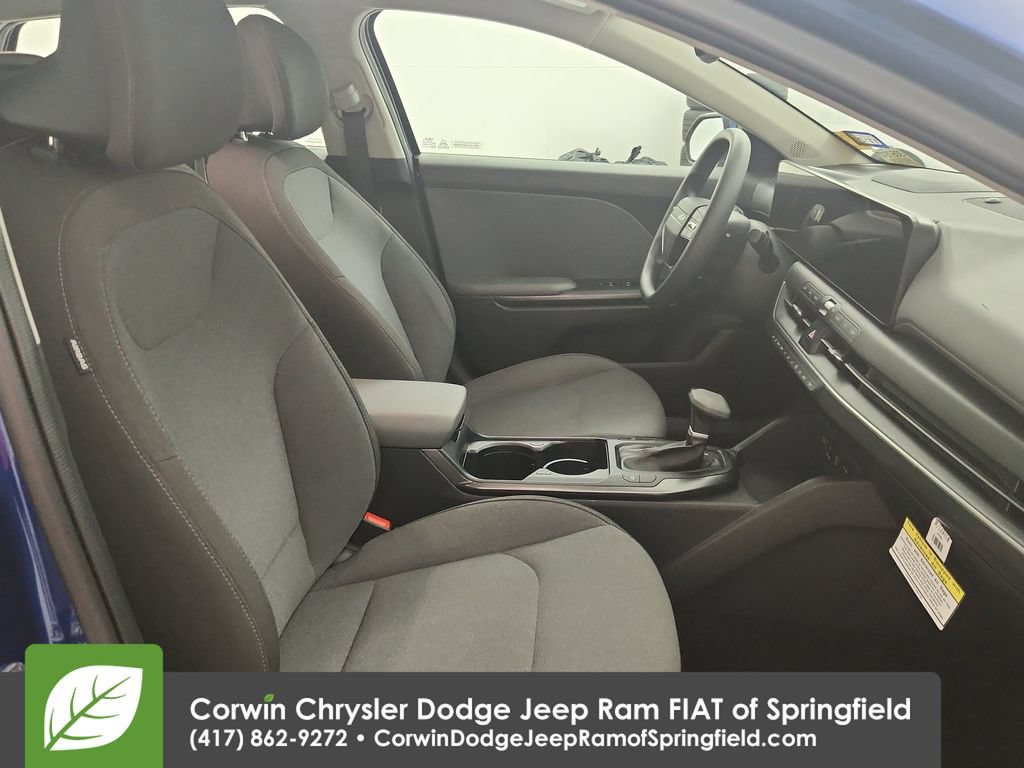 Used 2025 Kia K4 FWD image 30