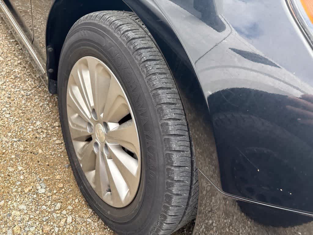 Used 2017 Hyundai Sonata SE FWD image 4