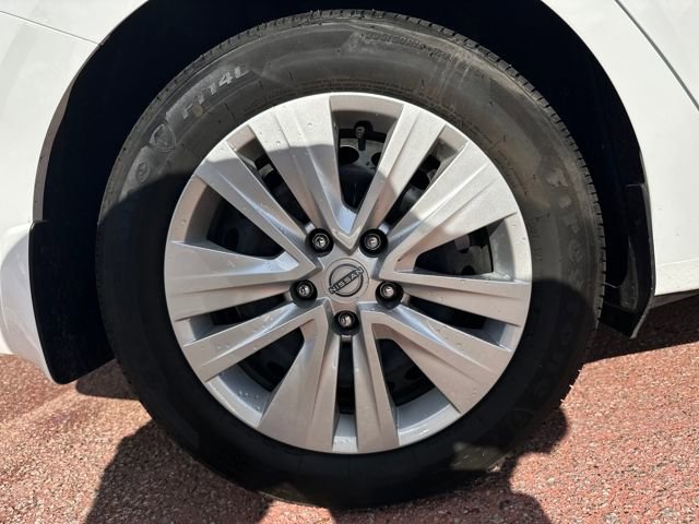 Used 2025 Nissan Sentra S image 29