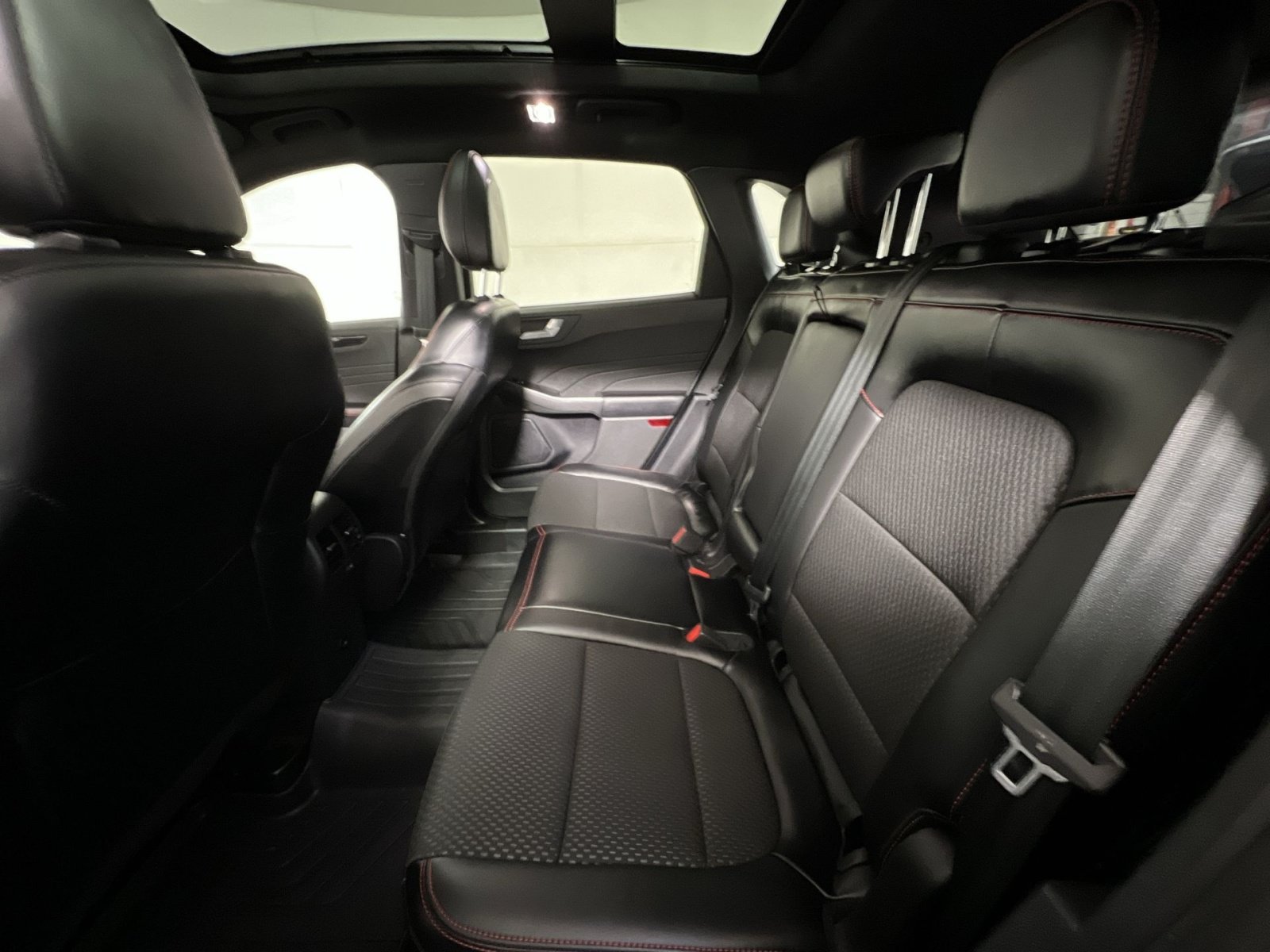 Certified 2023 Ford Escape ST-Line w/ Tech Pack #1 AWD/4WD image 25