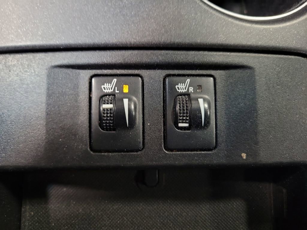 Used 2015 Toyota Camry XSE image 15