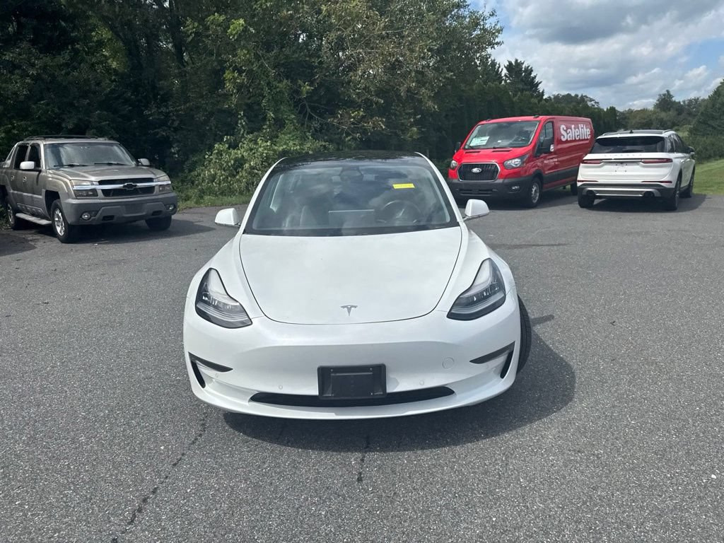 Used 2020 Tesla Model 3 Standard Range Plus RWD image 2