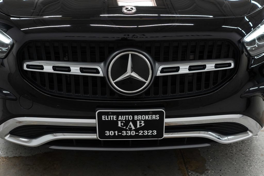 Used 2025 Mercedes-Benz GLA 250 4MATIC w/ Winter Package image 38