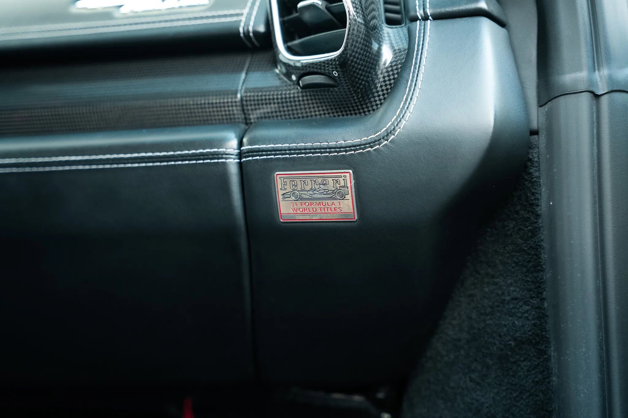 Used 2011 Ferrari 458 Italia Coupe RWD image 58