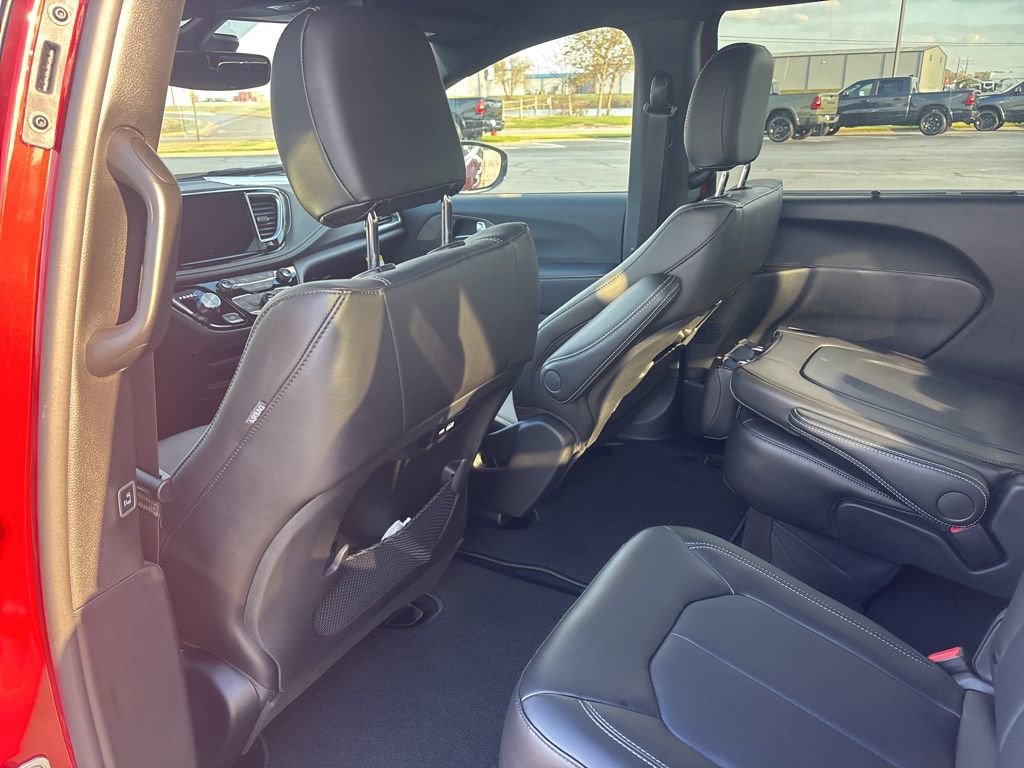 New 2026 Chrysler Pacifica Select image 29
